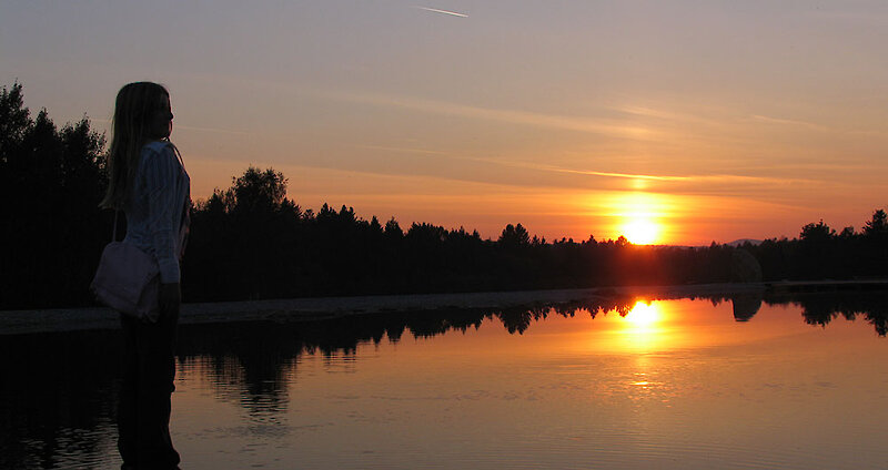 Abendstimmung am Feng Shui Kurpark in Lallling